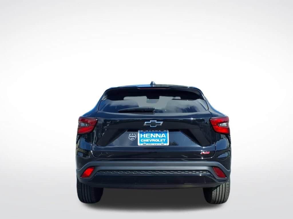 2026 Chevrolet Trax - Image 2