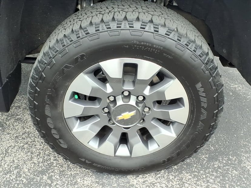 2025 Chevrolet Silverado 2500 HD - Image 15