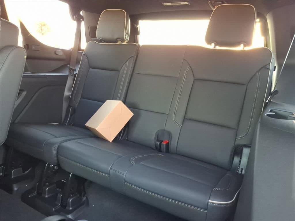 2026 Chevrolet Tahoe - Image 17