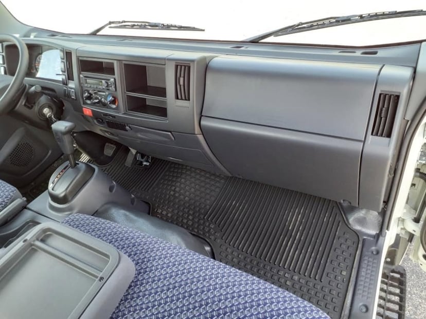 2024 Chevrolet Low Cab Forward 4500 HG - Image 9