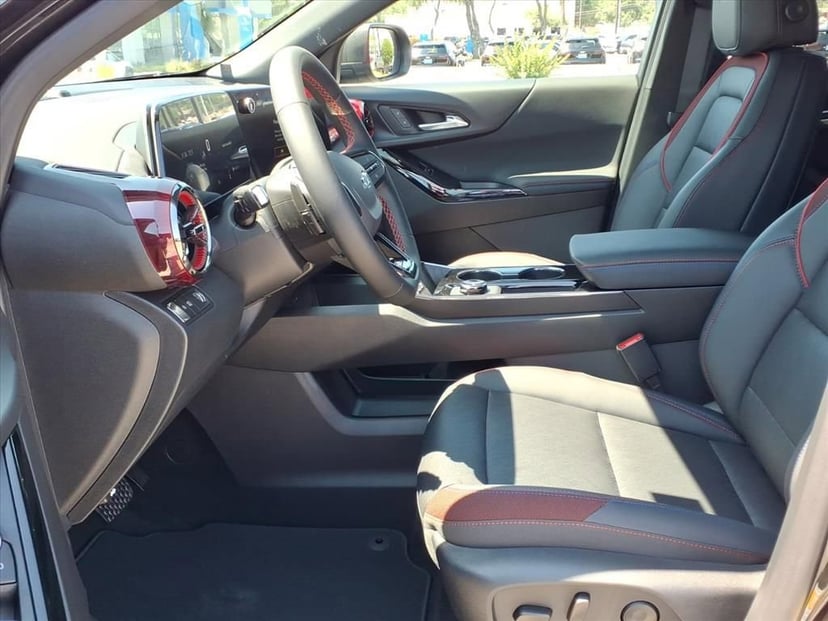 2026 Chevrolet Equinox - Image 13