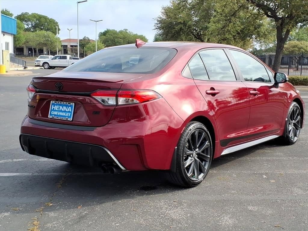 2025 Toyota Corolla - Image 9