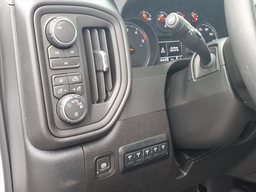 2026 Chevrolet Silverado 2500 HD - Image 12