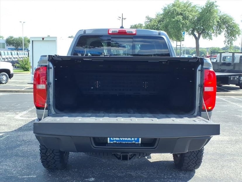 2022 Chevrolet Colorado - Image 11