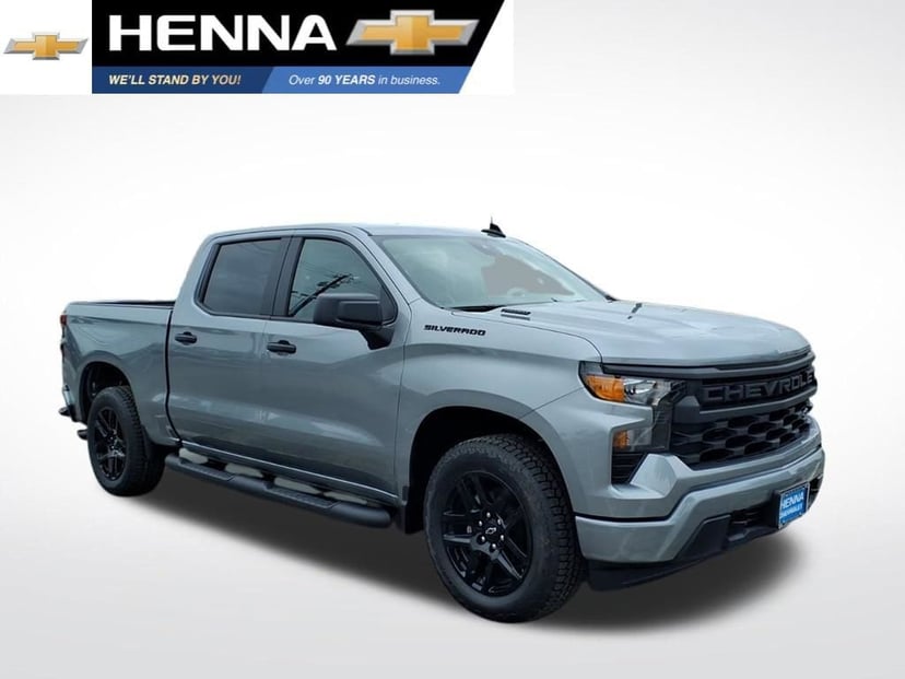 2026 Chevrolet Silverado 1500 - Image 2