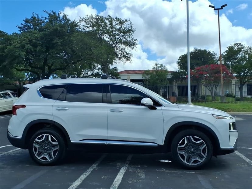 2023 Hyundai Santa Fe Hybrid - Image 2