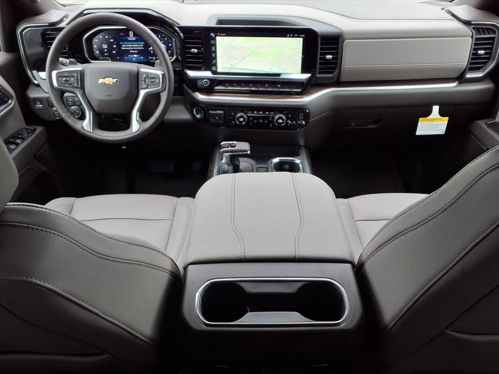 2026 Chevrolet Silverado 1500 - Image 7
