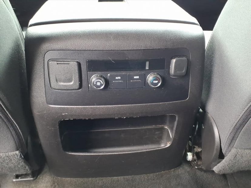 2016 Chevrolet Suburban - Image 23