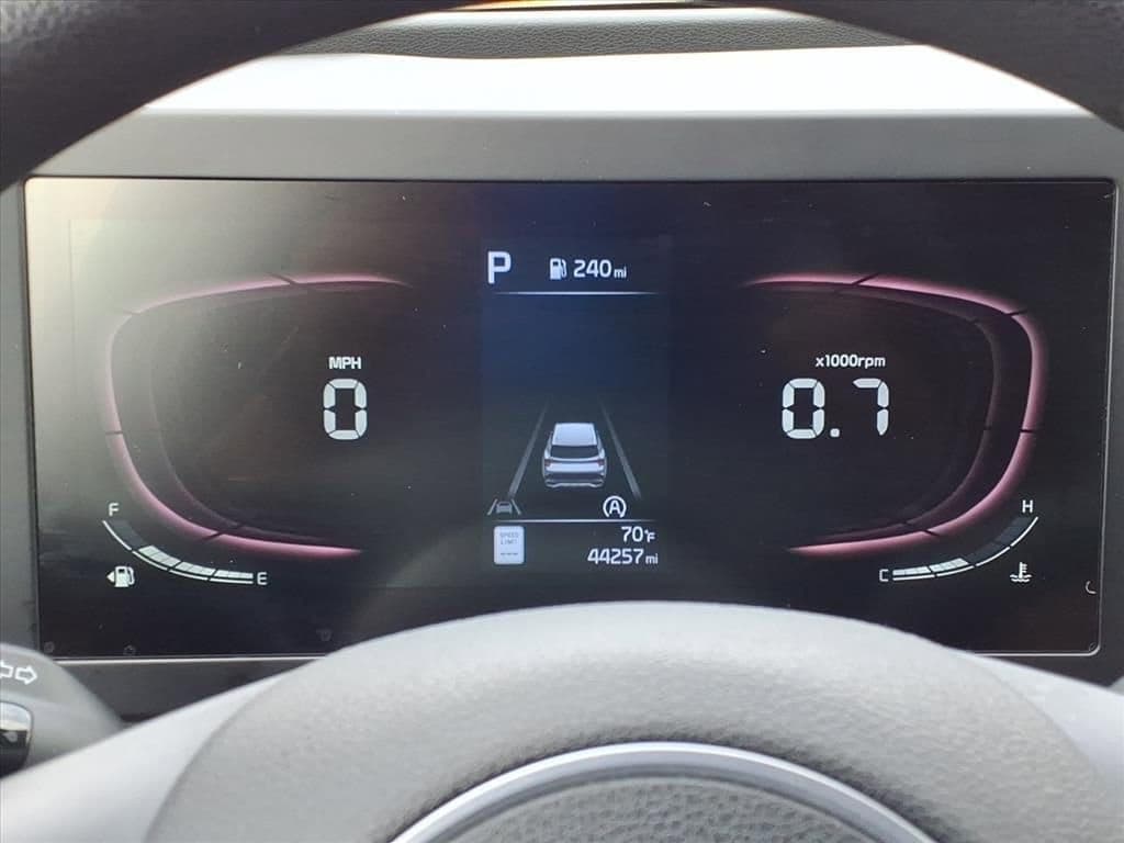 2024 Kia Sportage - Image 25