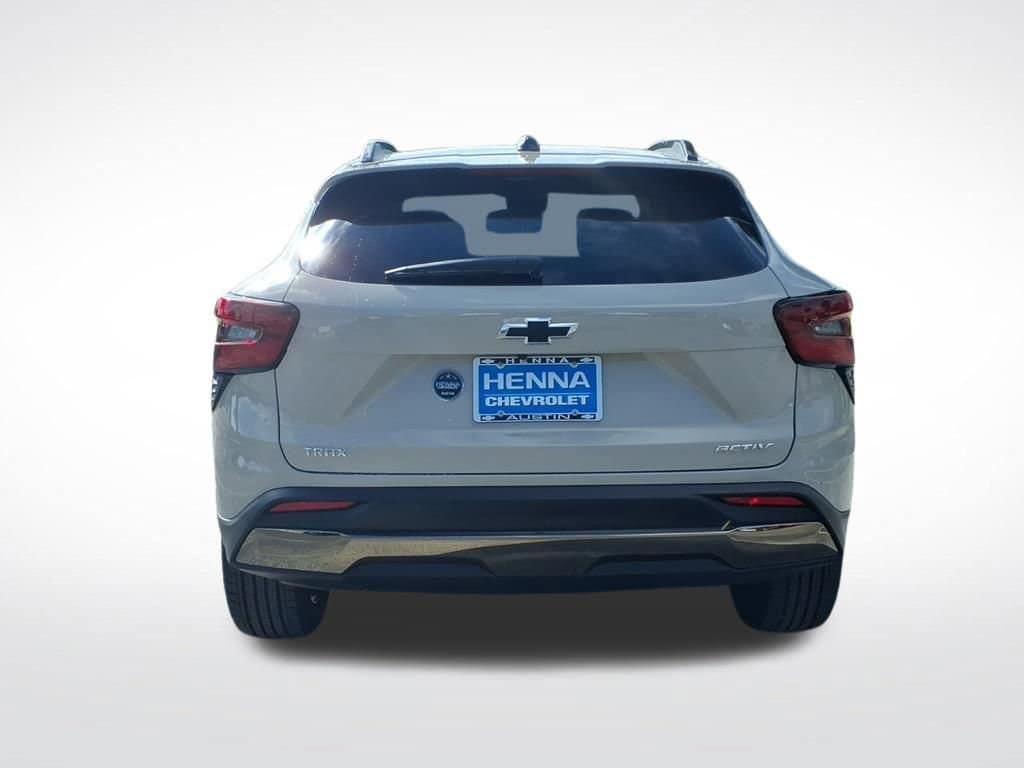 2026 Chevrolet Trax - Image 3