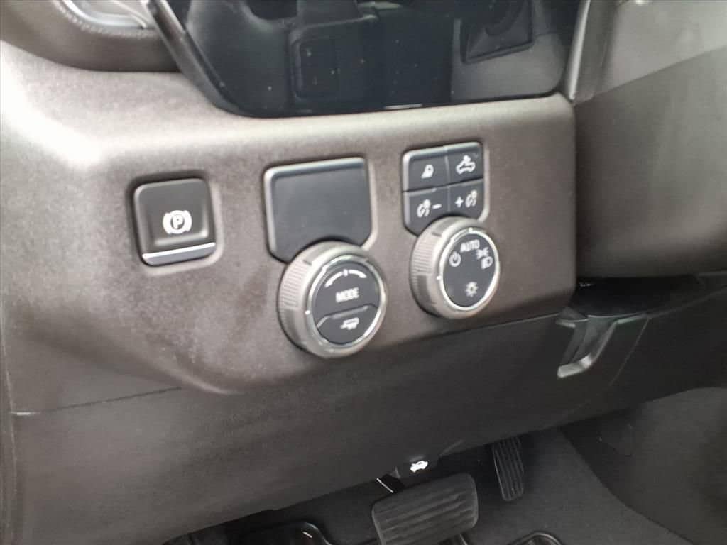 2024 Chevrolet Silverado 1500 - Image 15