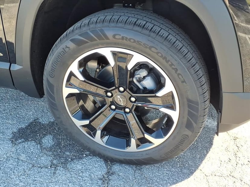 2026 Chevrolet Equinox - Image 11