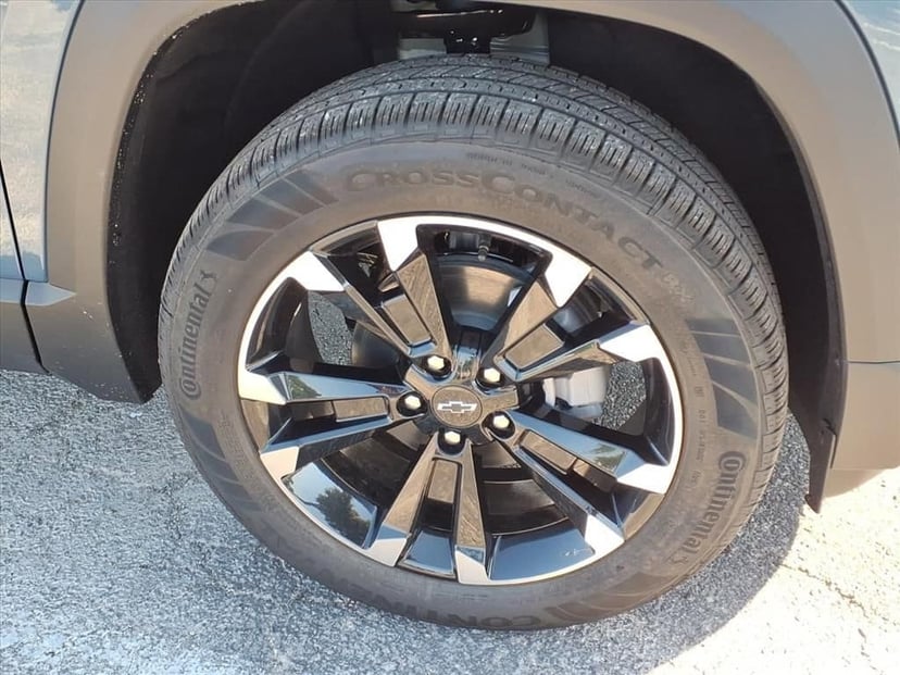 2026 Chevrolet Equinox - Image 11