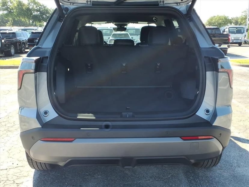 2026 Chevrolet Equinox - Image 10