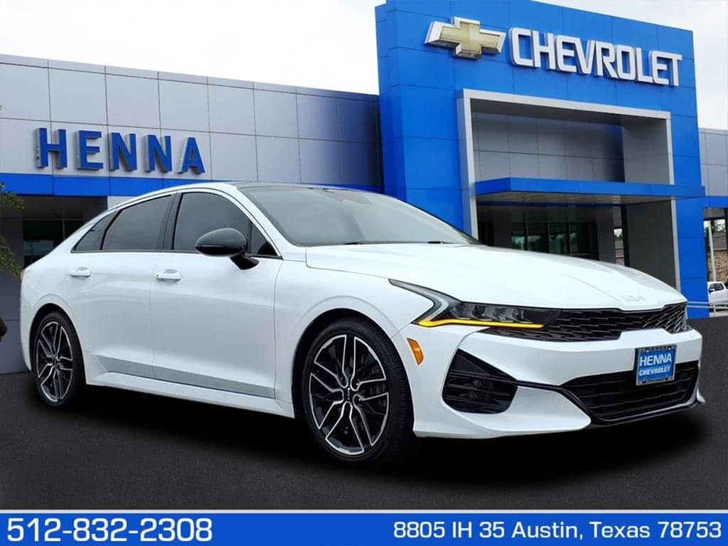 2023 Kia K5 - Image 1