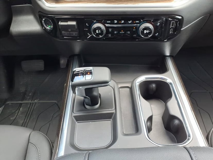 2026 Chevrolet Silverado 1500 - Image 16