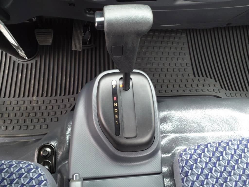 2025 Chevrolet Low Cab Forward 4500 HG - Image 10