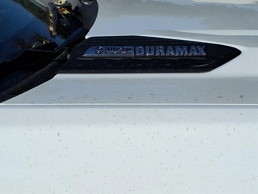 2026 Chevrolet Silverado 3500 HD Chassis Cab - Image 7