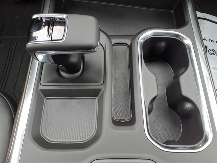 2026 Chevrolet Silverado 1500 - Image 18