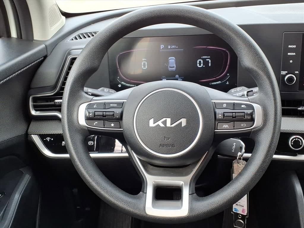 2024 Kia Sportage - Image 24