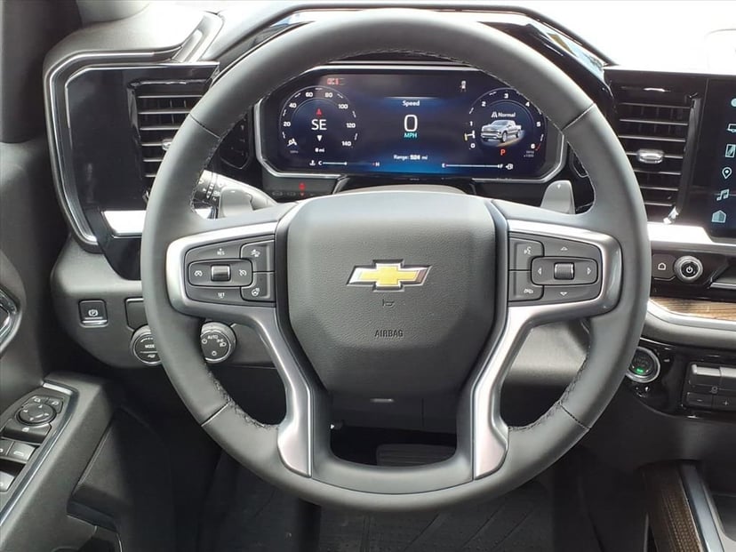 2026 Chevrolet Silverado 1500 - Image 19