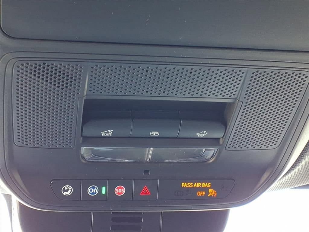 2026 Chevrolet Traverse - Image 22