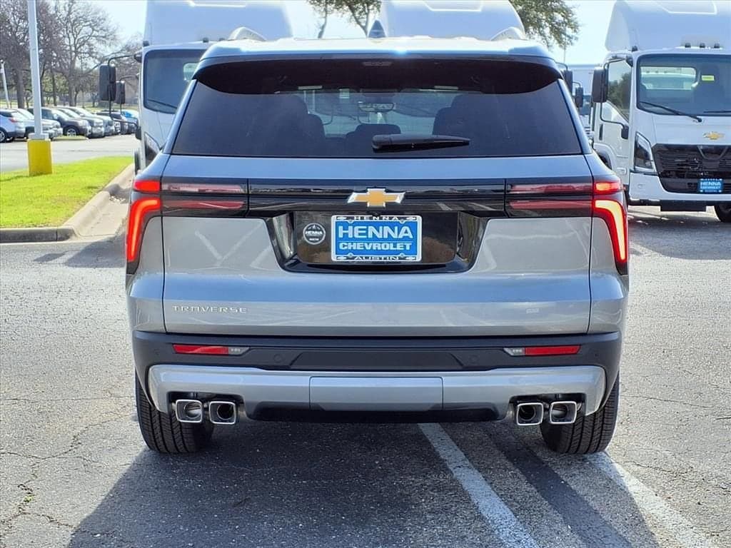 2026 Chevrolet Traverse - Image 6