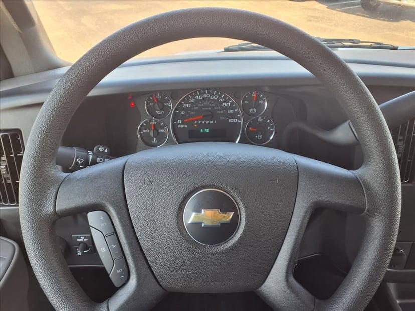 2025 Chevrolet Express Cutaway 3500 - Image 22