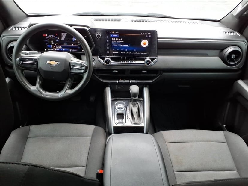 2024 Chevrolet Colorado - Image 21