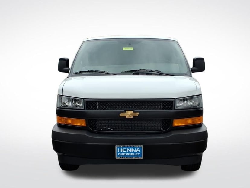 2026 Chevrolet Express Cargo - Image 9