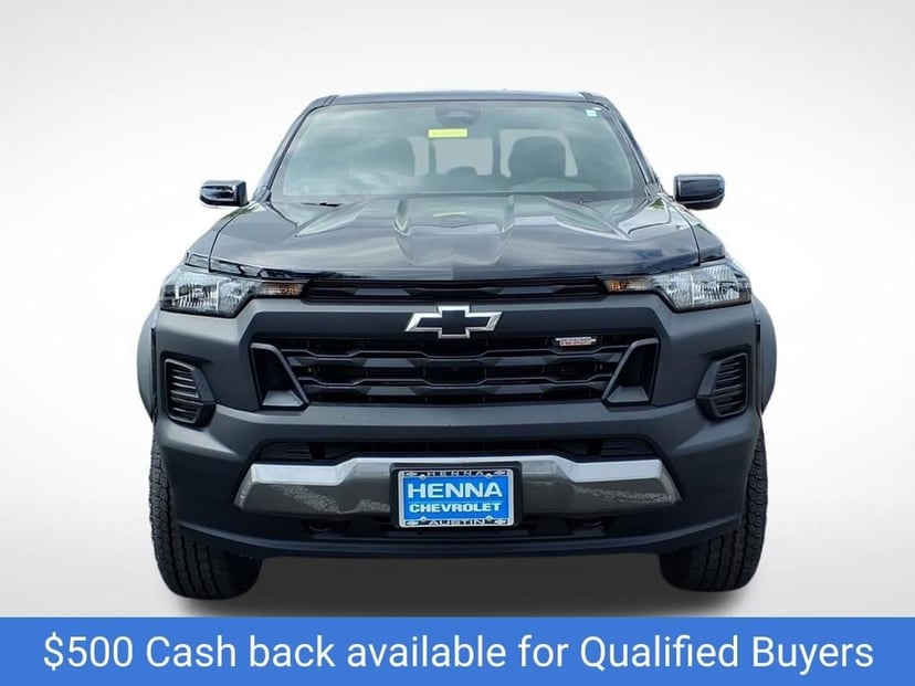 2026 Chevrolet Colorado - Image 3