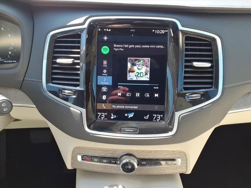 2022 Volvo XC90 - Image 21