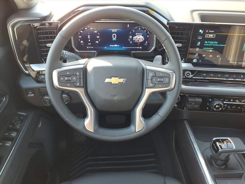 2026 Chevrolet Silverado 1500 - Image 18