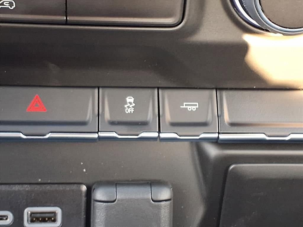 2026 Chevrolet Silverado 1500 - Image 14