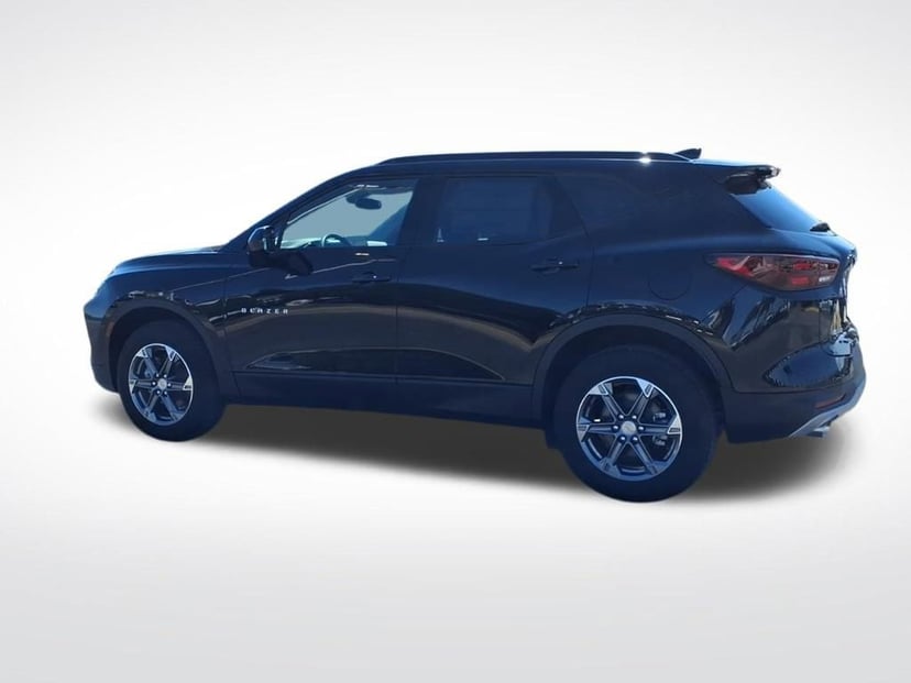 2026 Chevrolet Blazer - Image 4