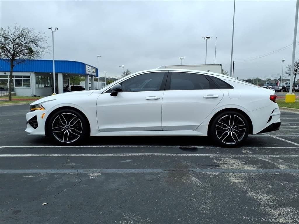 2023 Kia K5 - Image 5