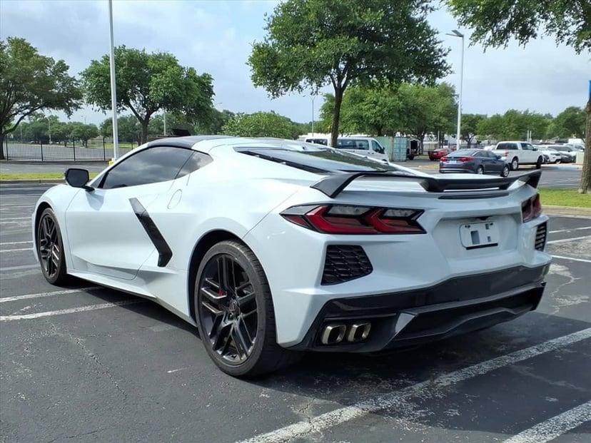 2022 Chevrolet Corvette Stingray - Image 8