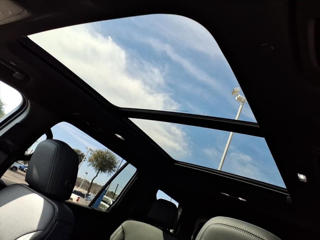 2026 Chevrolet Traverse - Image 10