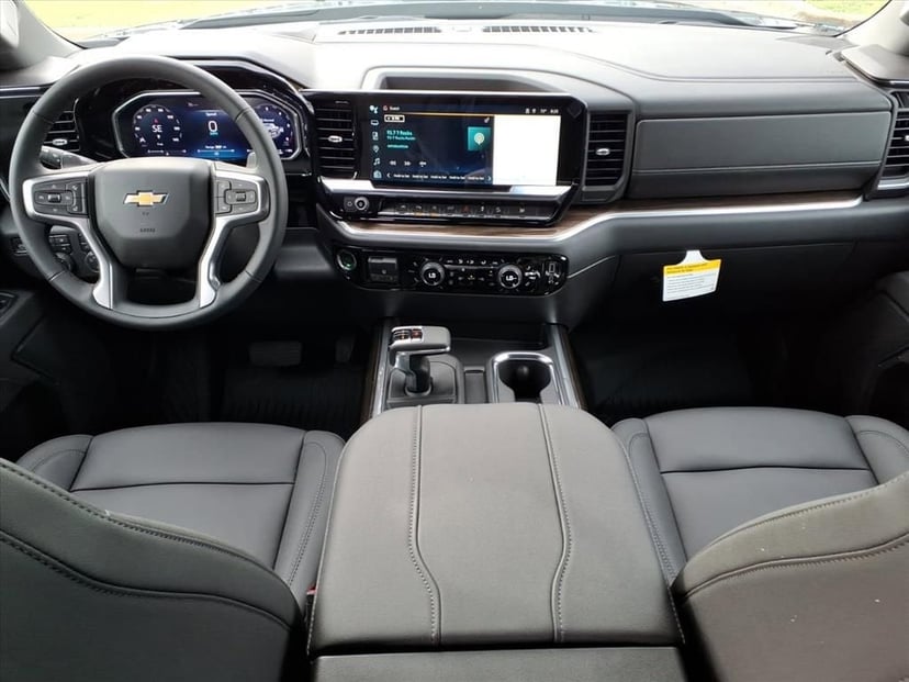 2026 Chevrolet Silverado 1500 - Image 17