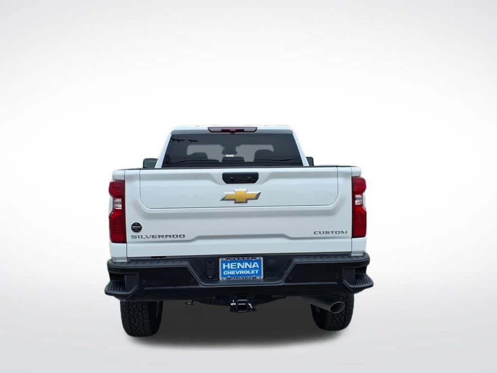 2026 Chevrolet Silverado 2500 HD - Image 4