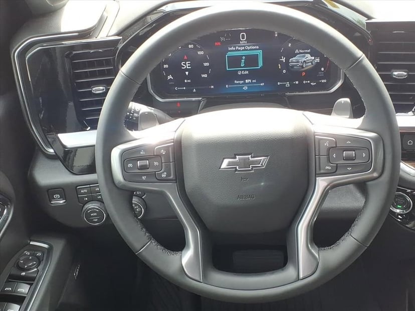 2026 Chevrolet Silverado 1500 - Image 18