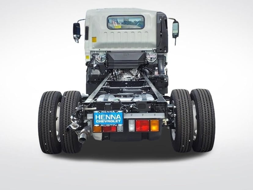 2025 Chevrolet Low Cab Forward 4500 HG - Image 5