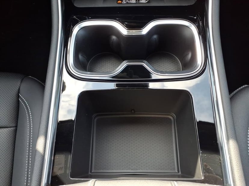2026 Chevrolet Traverse - Image 21