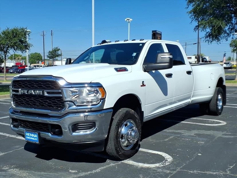 2024 Ram 3500 - Image 7