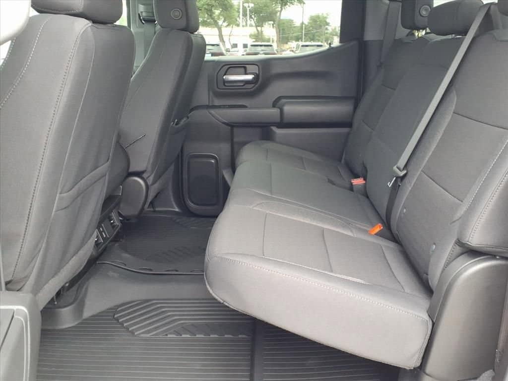 2026 Chevrolet Silverado 1500 - Image 17