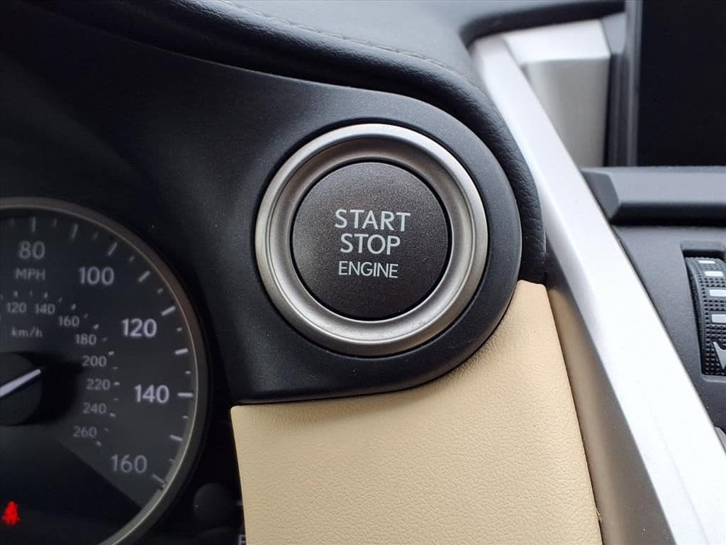 2015 LEXUS NX 200t - Image 15