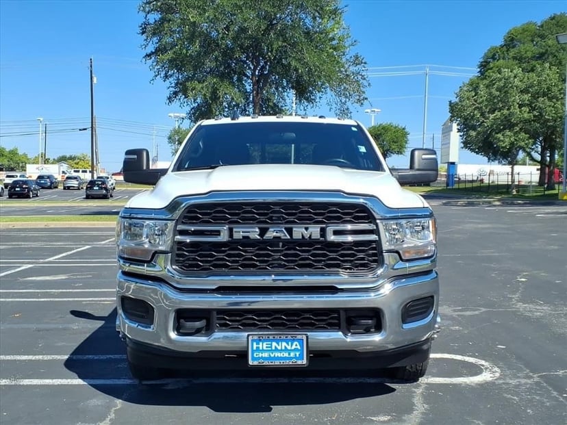 2024 Ram 3500 - Image 8