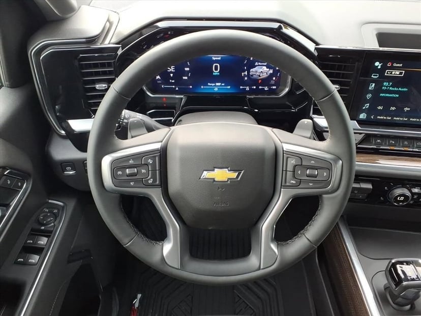 2026 Chevrolet Silverado 1500 - Image 21