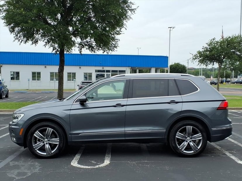 2021 Volkswagen Tiguan - Image 11