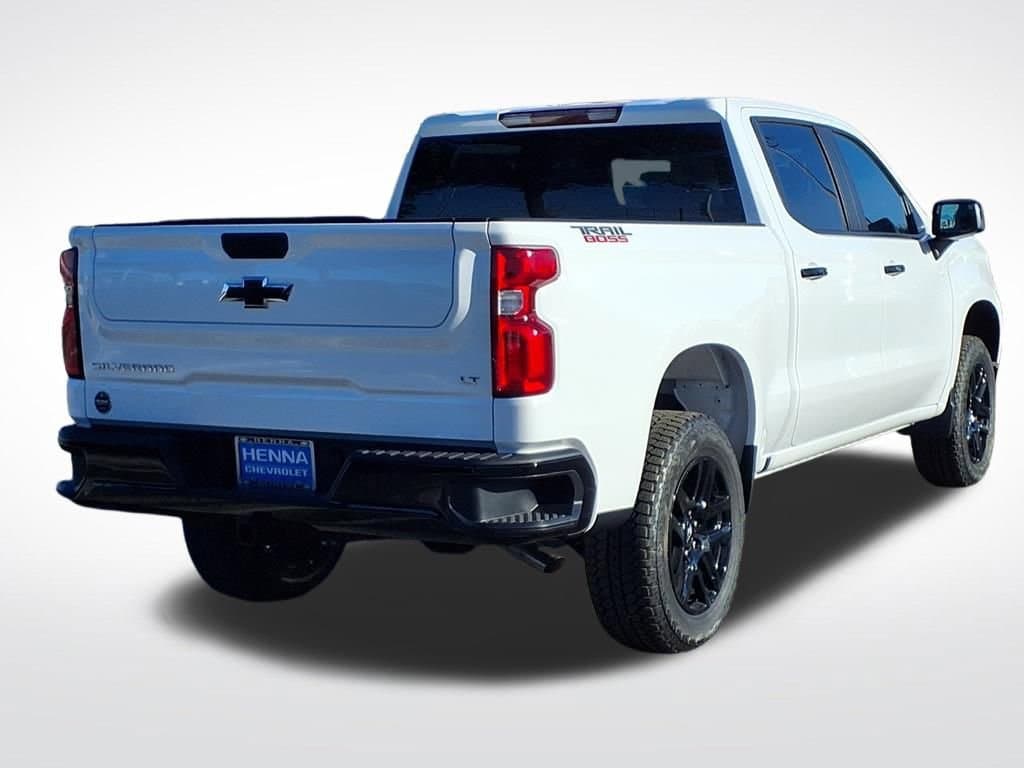 2026 Chevrolet Silverado 1500 - Image 2